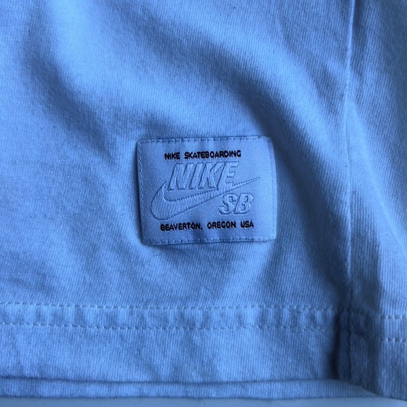 Nike t-shirt size M - Picture 3 of 3
